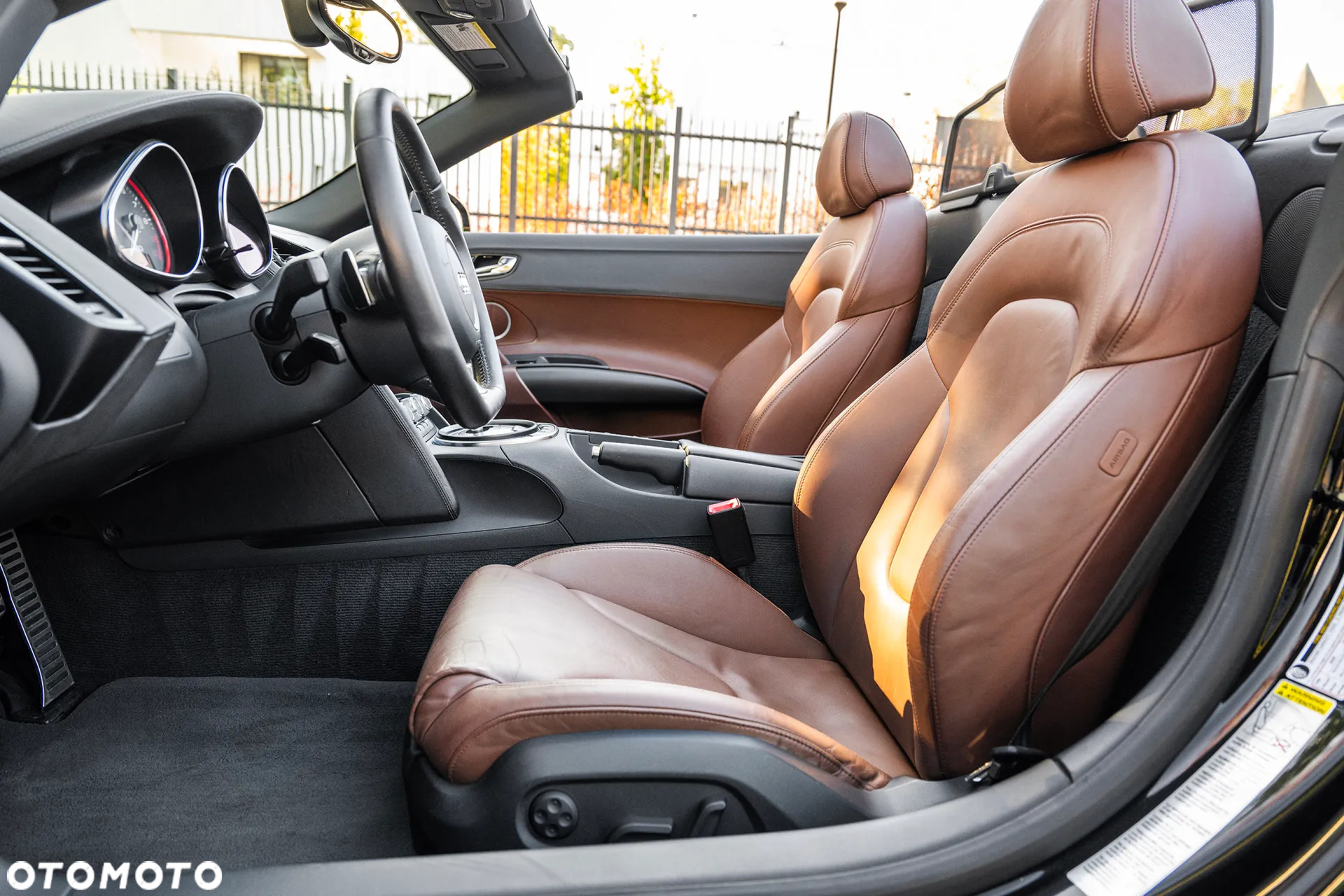 Audi R8 5.2 FSI quattro R tronic - 24