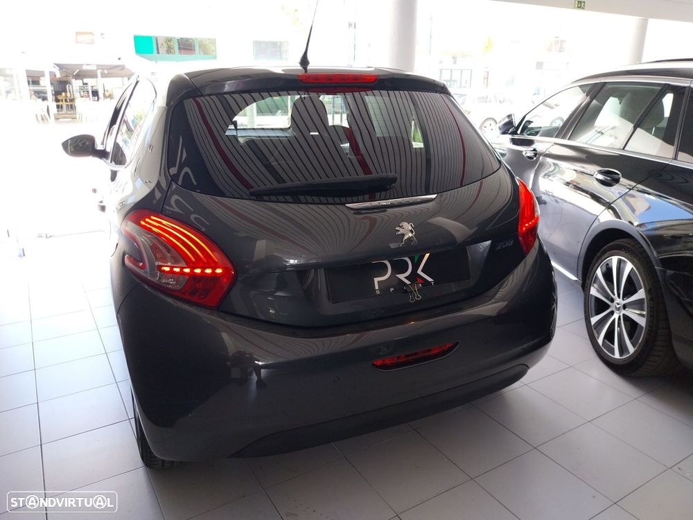 Peugeot 208 1.4 HDi - 5