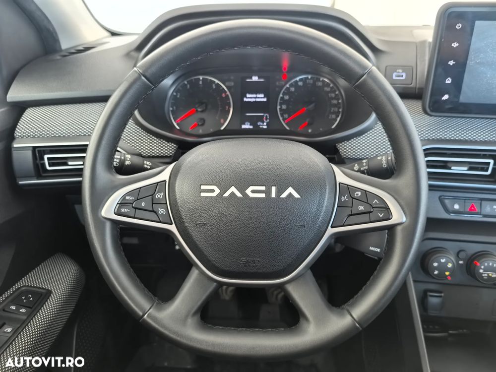 Dacia Logan TCe 90 MT6 Expression - 14