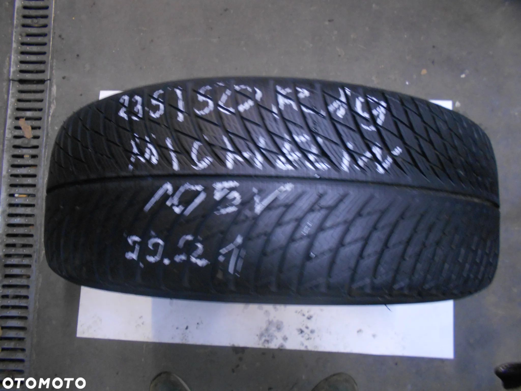 OPONA POJEDYNKA  235/50R19 MICHELIN PILOT ALPIN SUV DOT 2221 7.7MM - 1