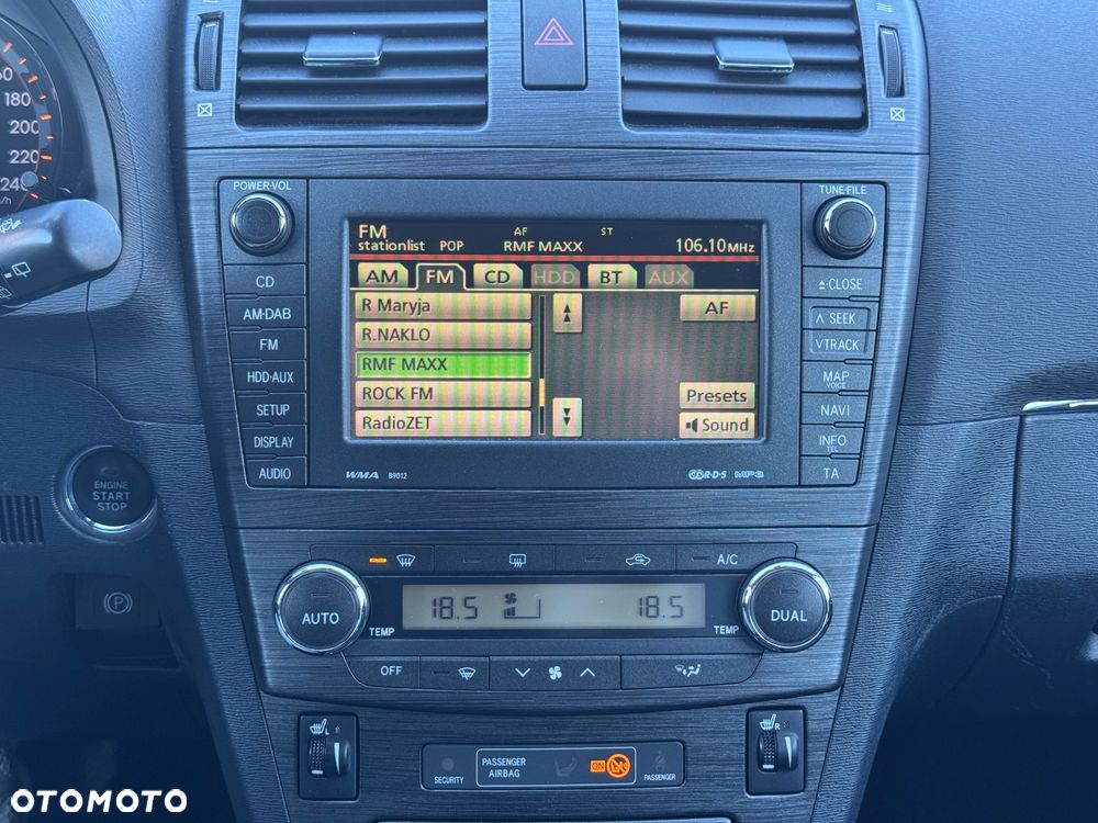 Toyota Avensis 2.2 D-4D Prestige - 8