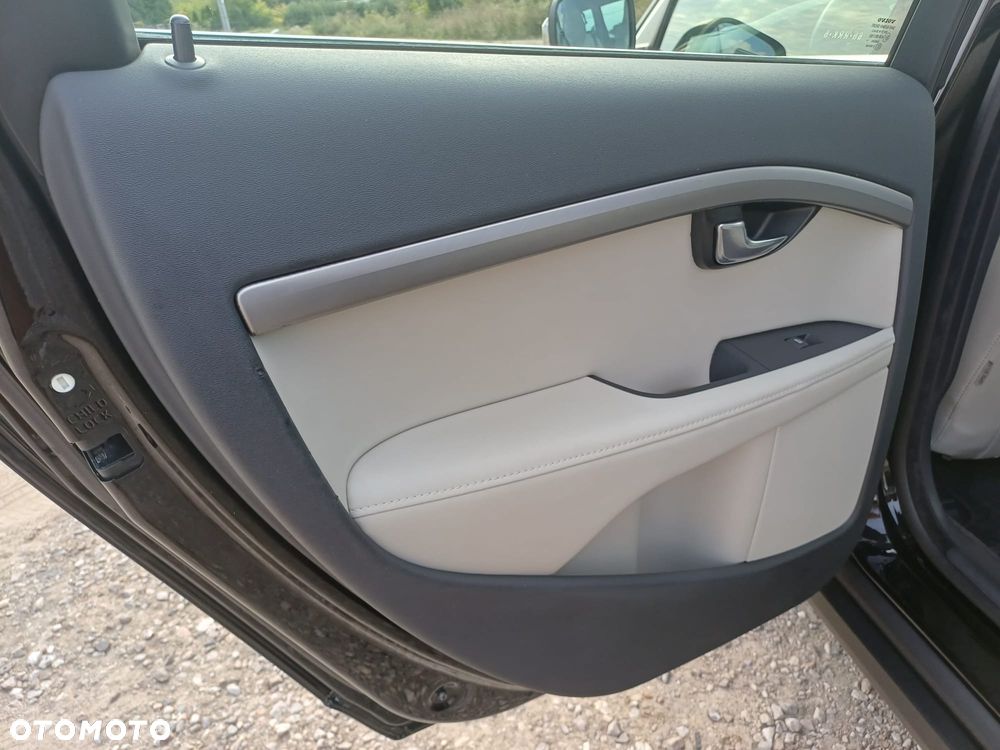 Volvo XC 70 D3 Summum - 25