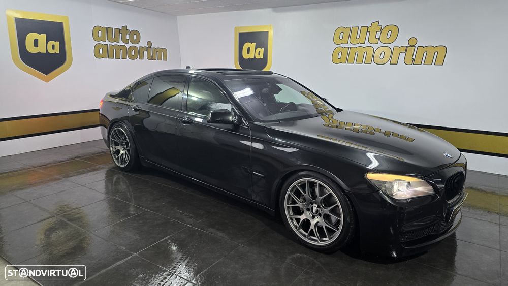 BMW 740 d Pack M - 2