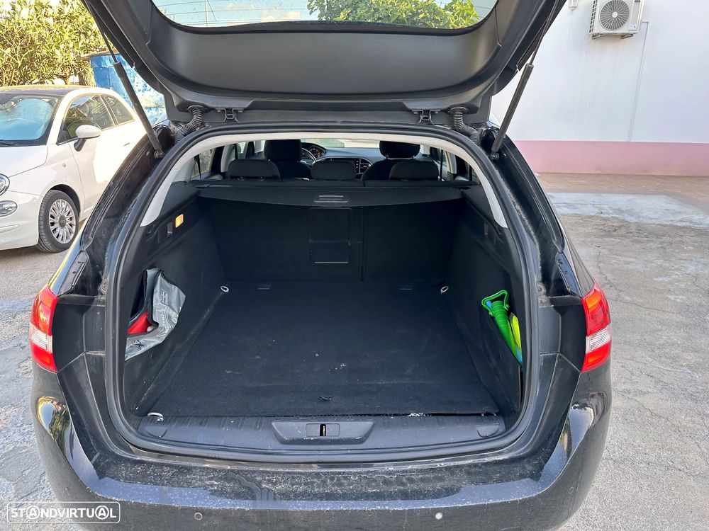 Peugeot 308 SW 1.5 BlueHDi Style - 12