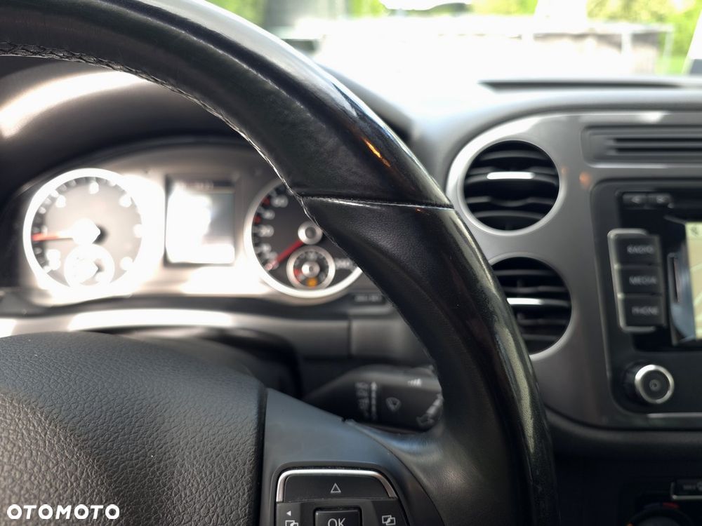 Volkswagen Tiguan 2.0 TDI Perfectline - 25