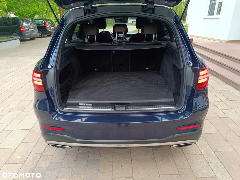 Mercedes-Benz GLC 350 e 4-Matic - 36