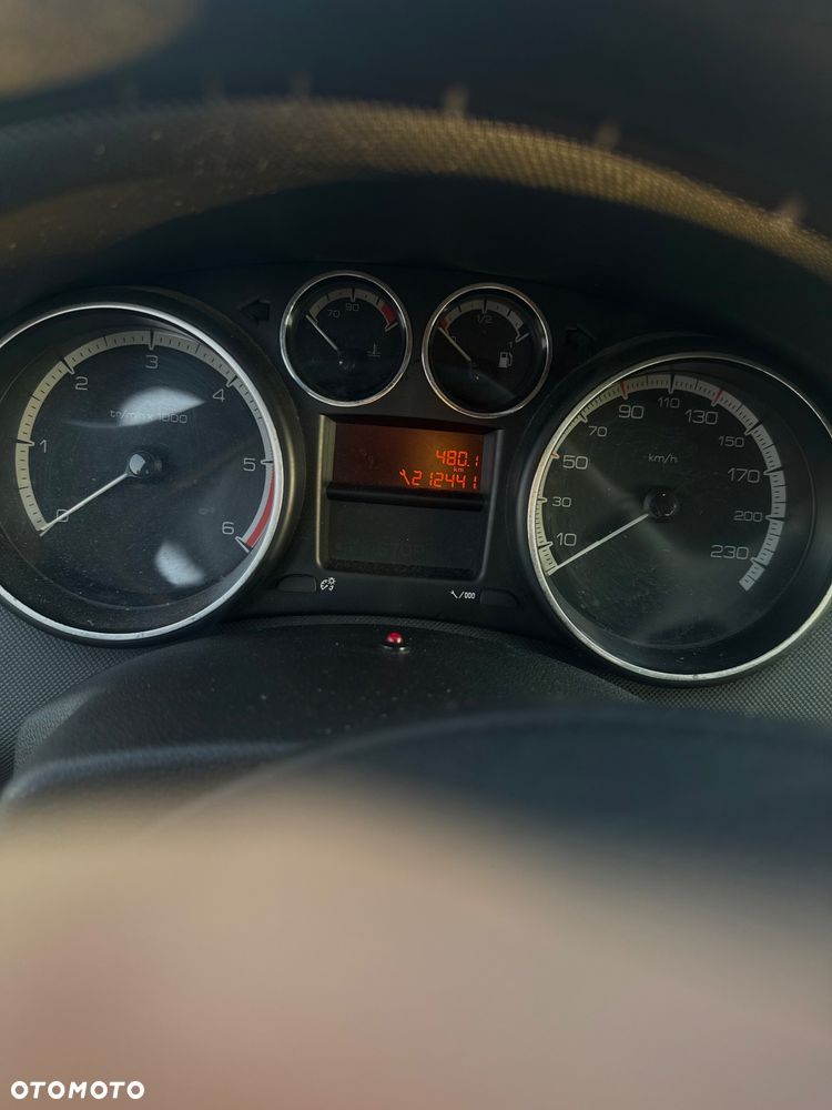 Peugeot 308 1.6 HDi Premium - 6