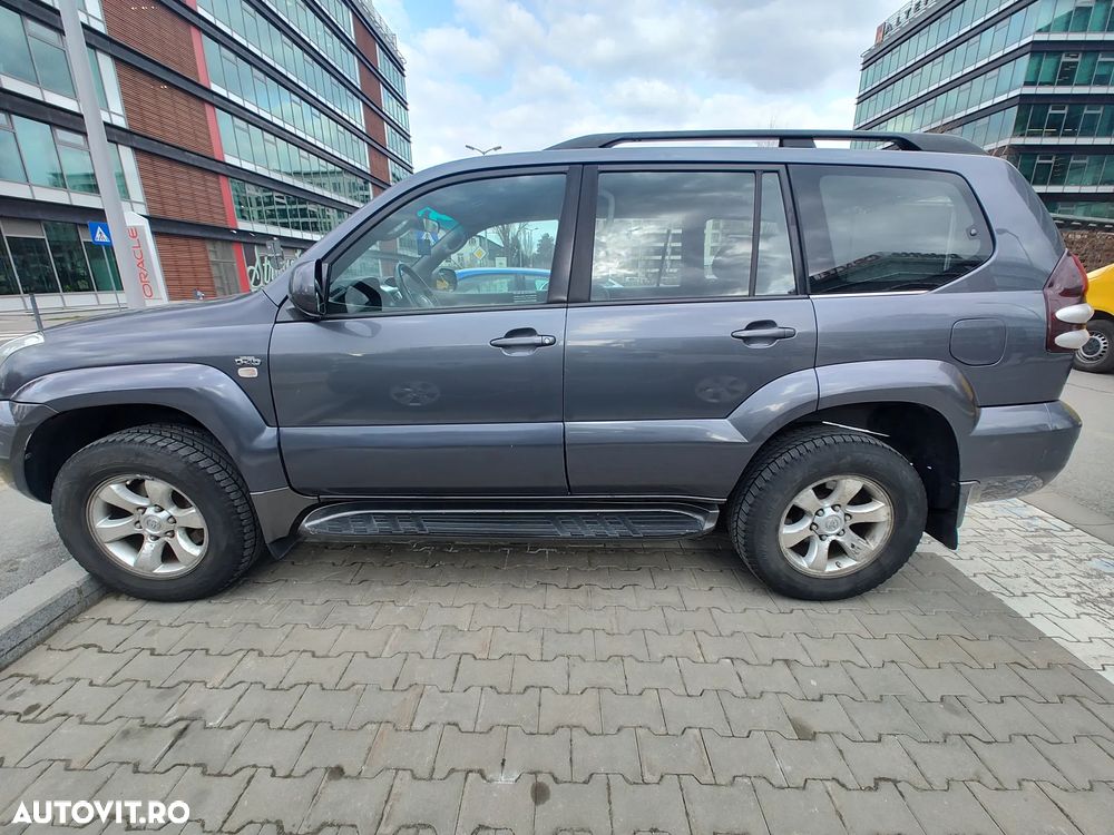 Toyota Land Cruiser - 8