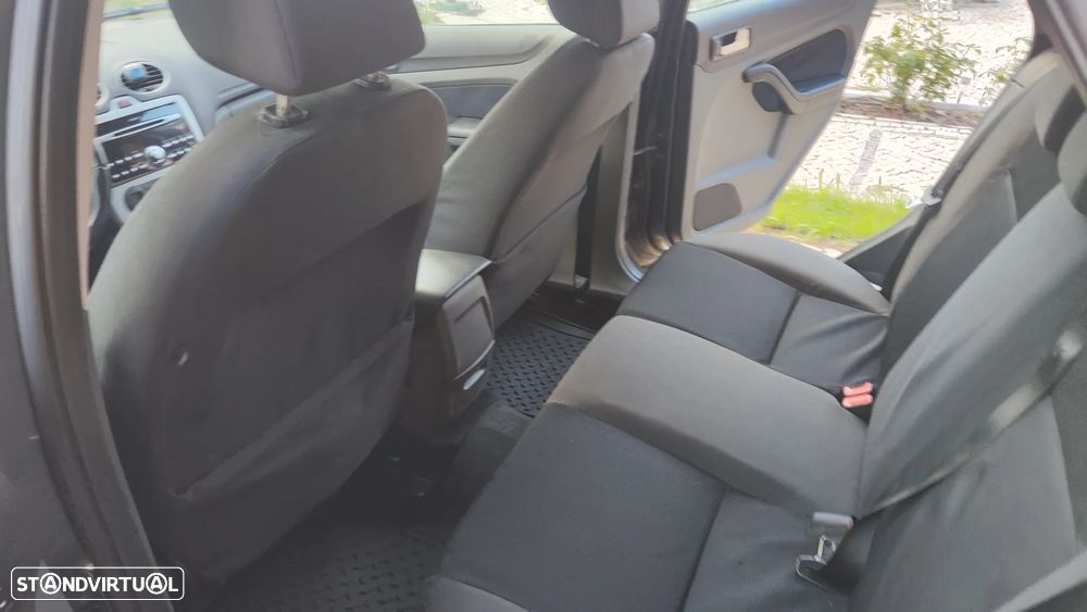 Ford Focus 1.6 TDCi Trend - 31