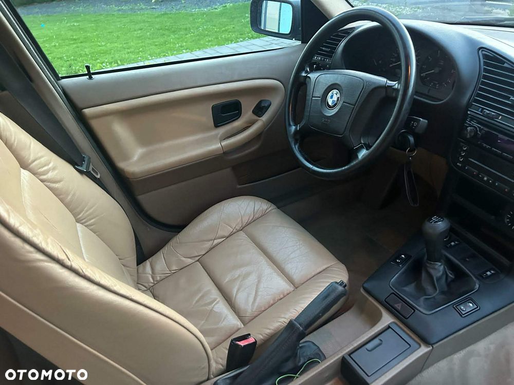 BMW Seria 3 - 14