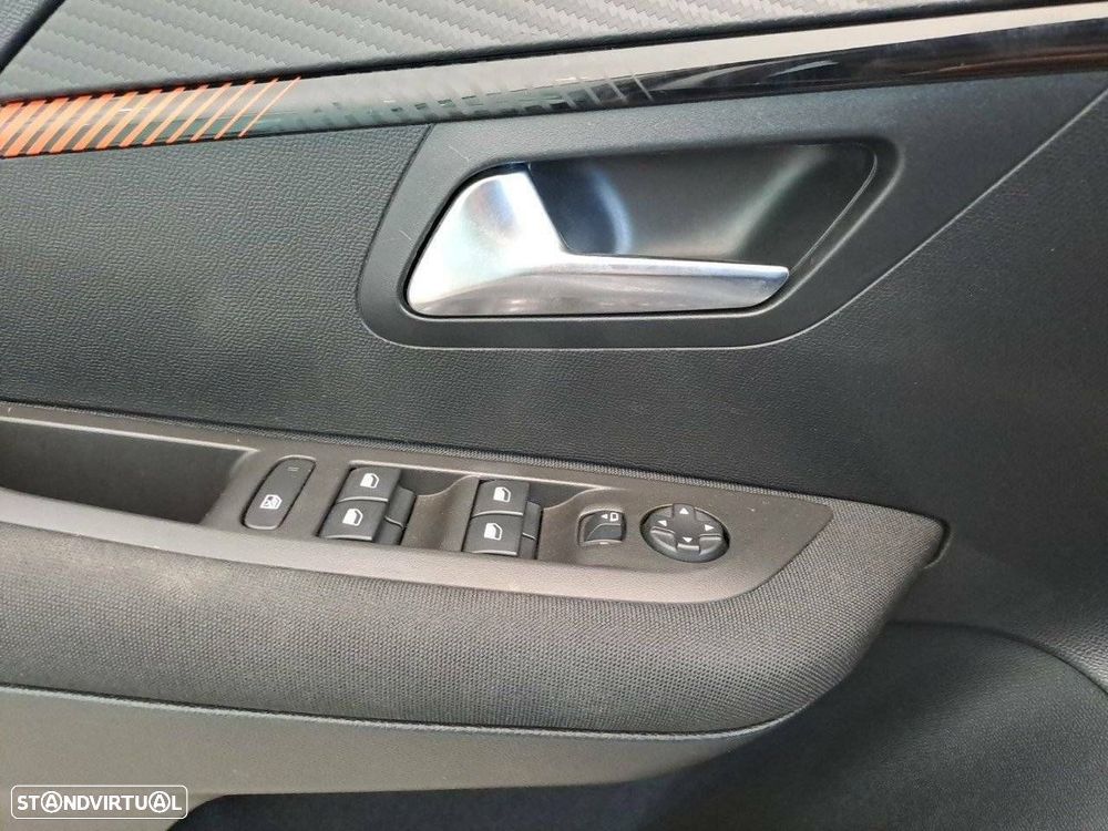 Peugeot 208 1.2 PureTech Active Pack - 20