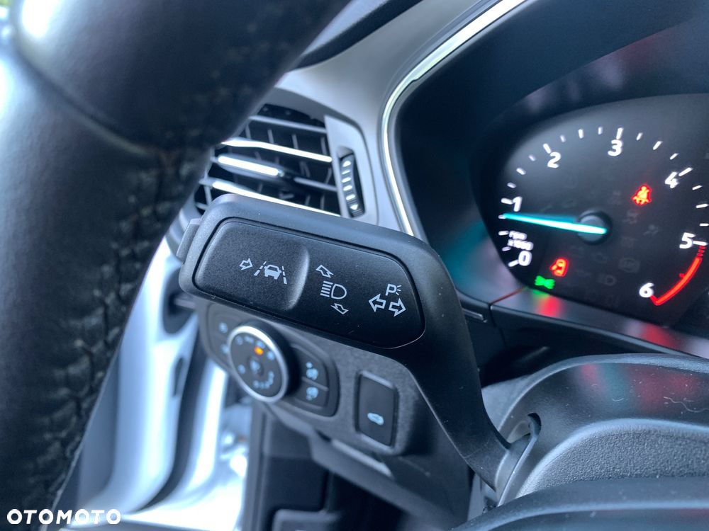 Ford Focus 2.0 EcoBlue Titanium - 32