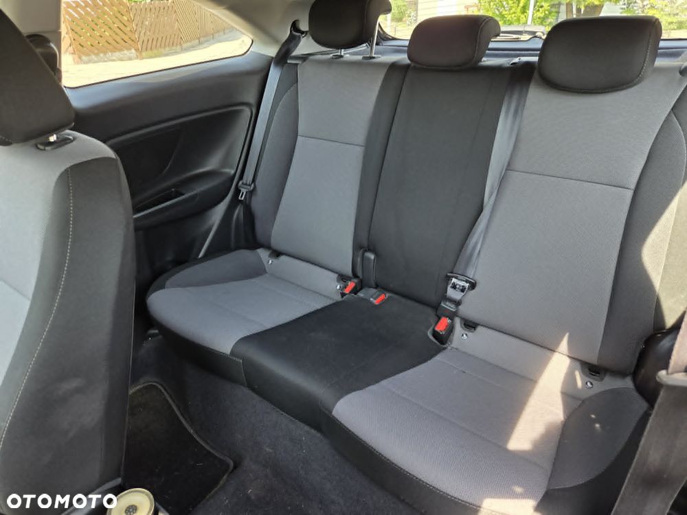 Hyundai i20 1.4 - 9