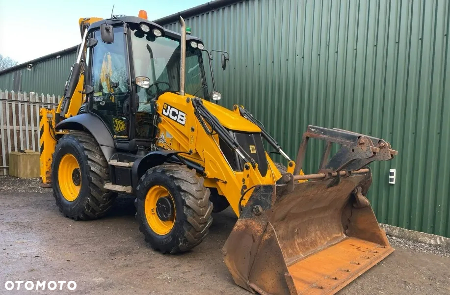 JCB 3 CX TOP STAN - 4