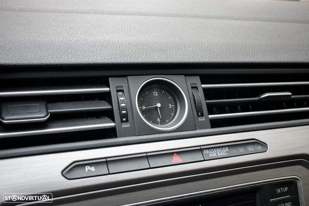 VW Passat Variant 1.6 TDI Confortline - 12