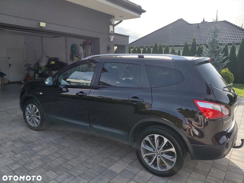 Nissan Qashqai+2 - 14