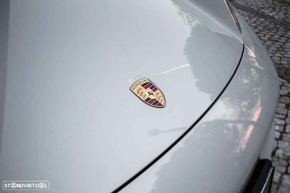 Porsche Macan Electric 4 - 4