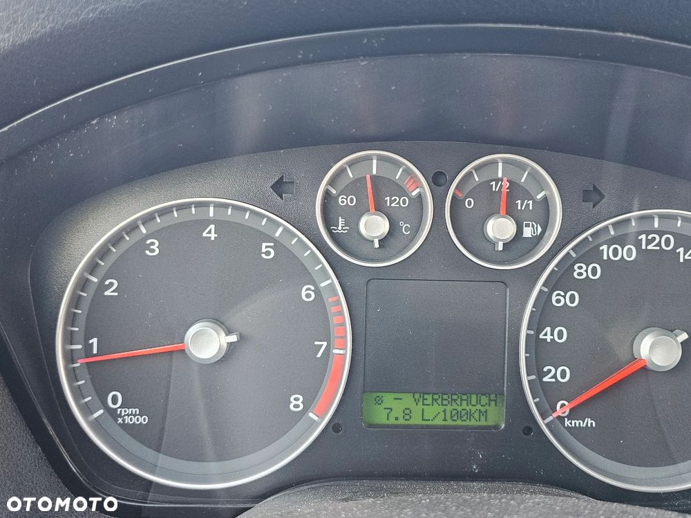 Ford Focus 1.6 Ambiente - 9