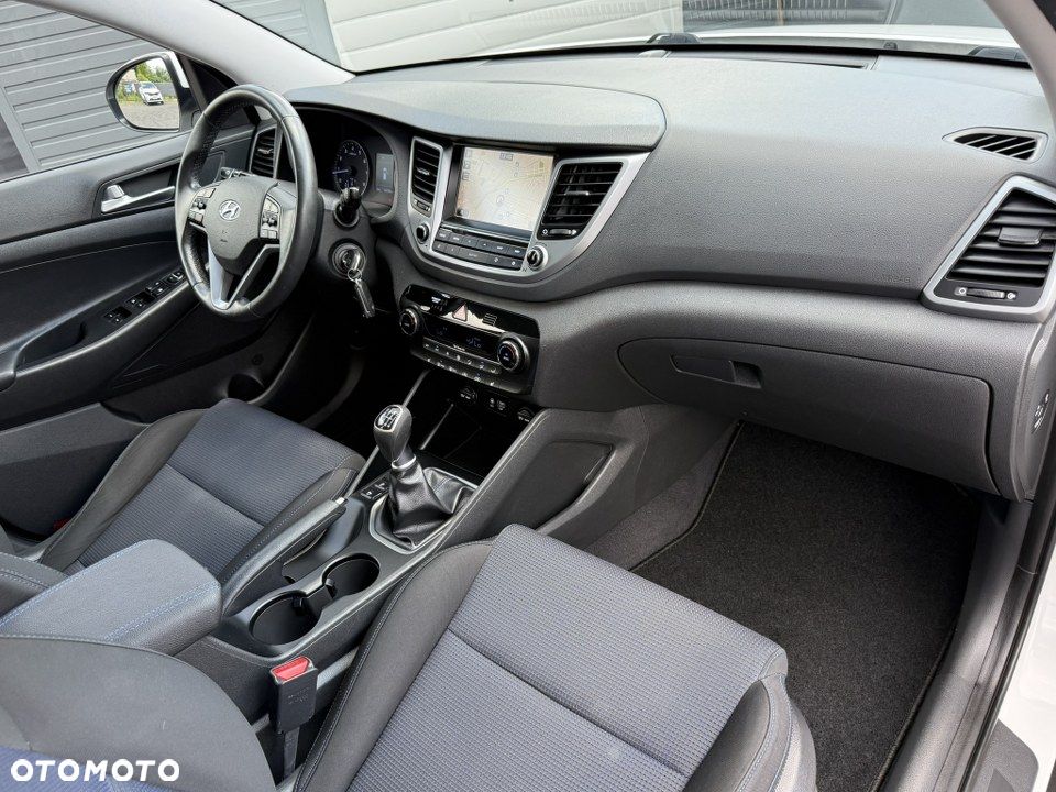 Hyundai Tucson blue 1.6 GDi 2WD Advantage - 28