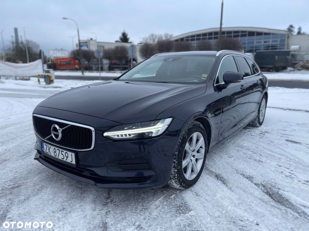 Volvo V90 D4 Momentum - 17