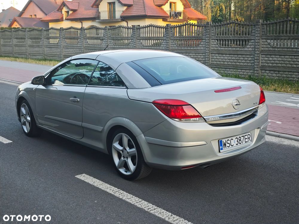Opel Astra 1.6 Cosmo - 8