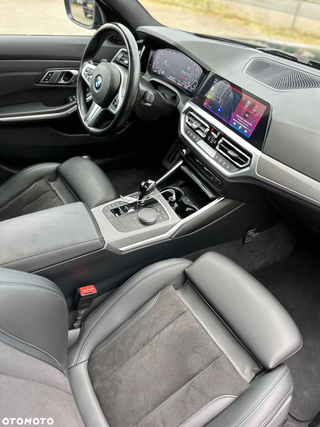 BMW Seria 3 330e Touring M Sport - 30