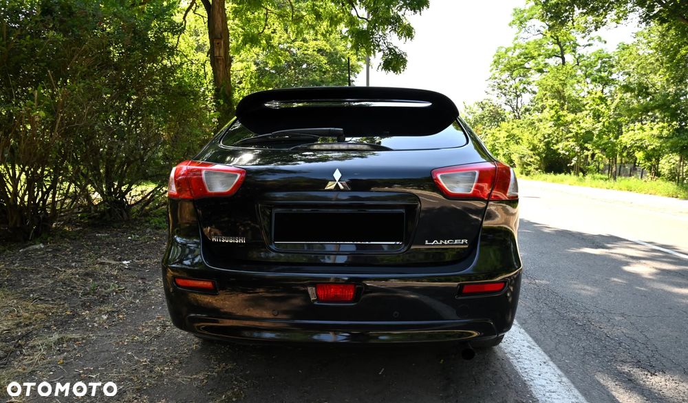 Mitsubishi Lancer - 15