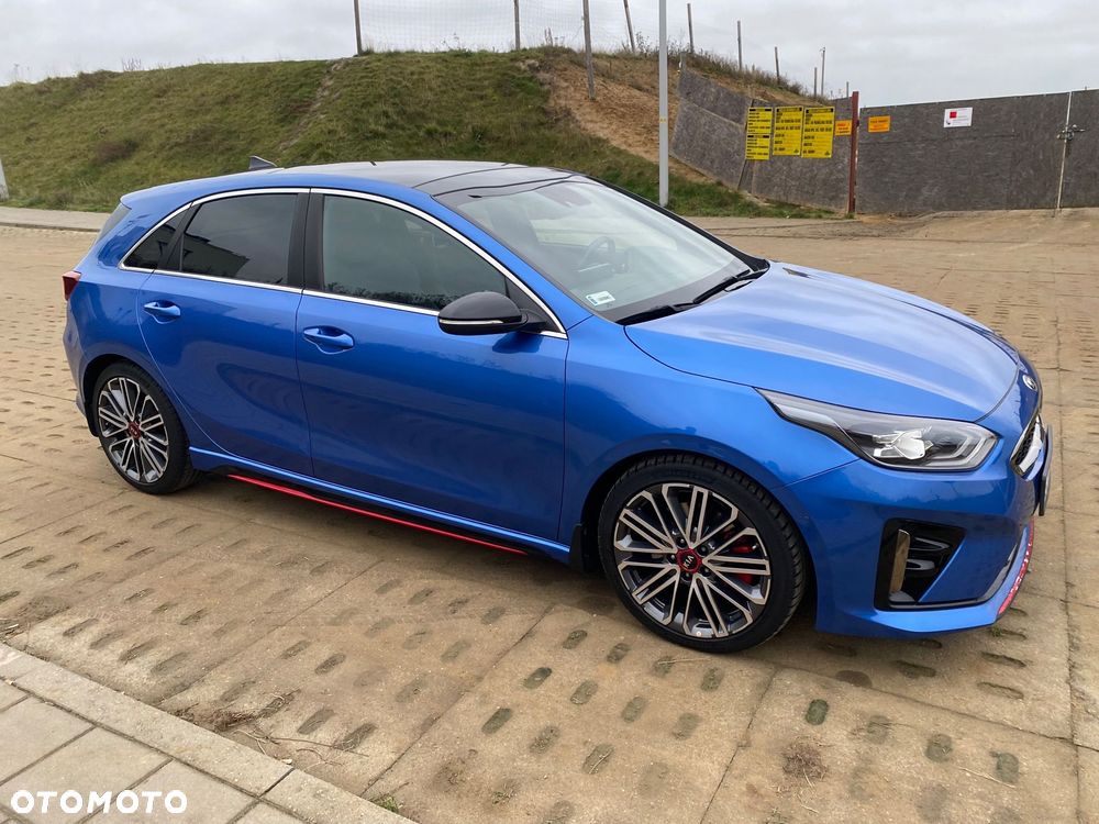 Kia Ceed - 12
