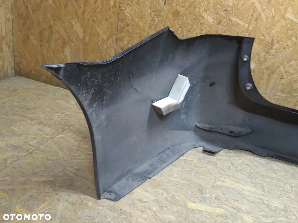 AVENSIS T27 KOMBI II LIFt 2015- zderzak tylny tył - 7