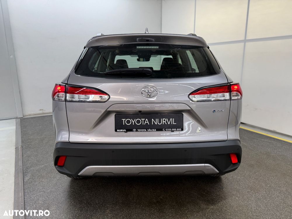 Toyota Corolla Cross - 25