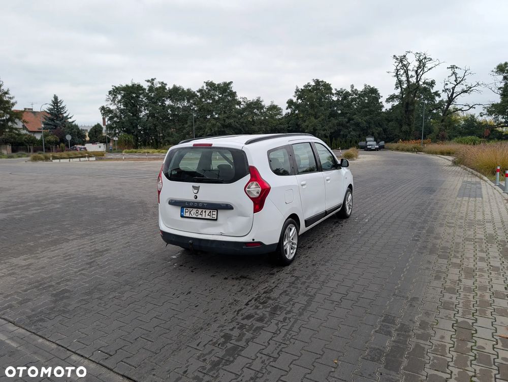 Dacia Lodgy 1.2 TCe Laureate S&S EU6 - 6