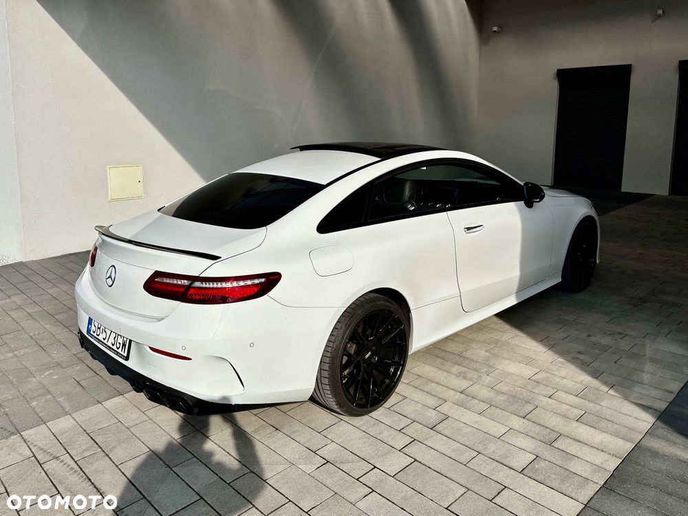 Mercedes-Benz Klasa E 200 4-Matic 9G-TRONIC - 5