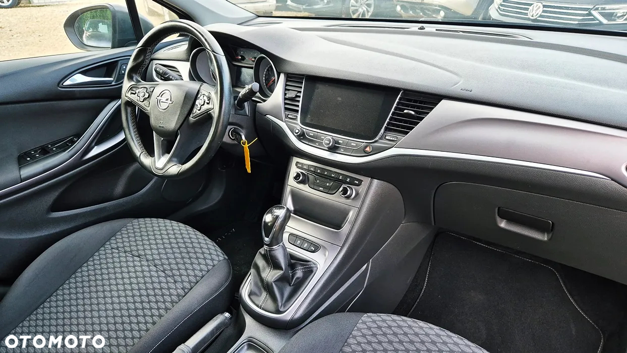 Opel Astra 1.4 Turbo Innovation - 36