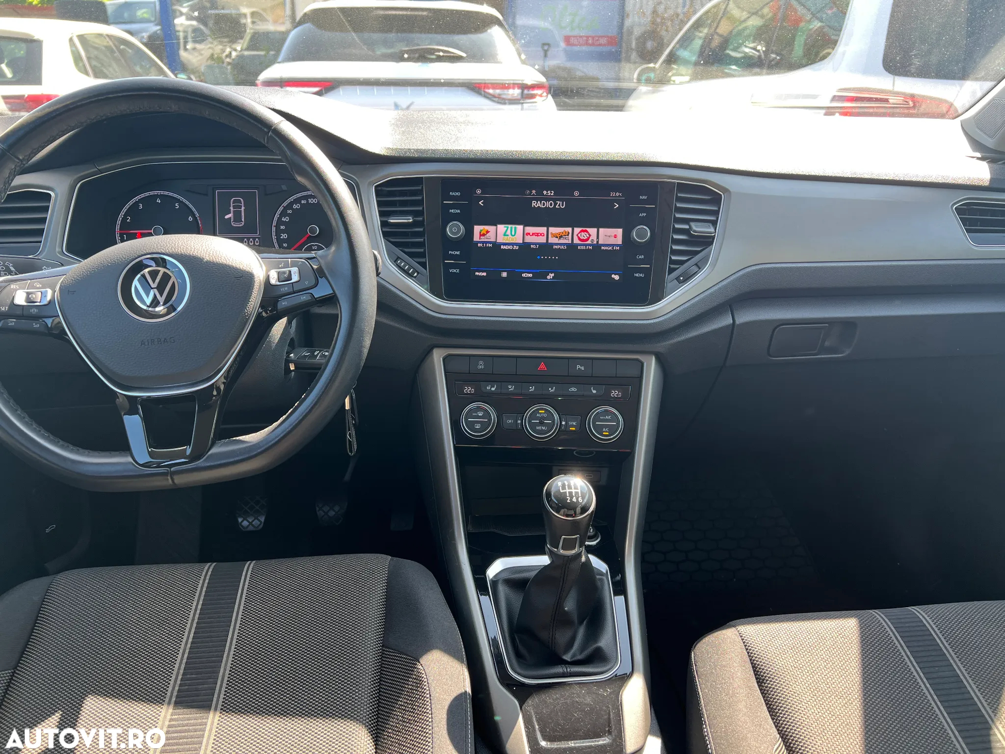 Volkswagen T-ROC 1.0 TSI Design - 6