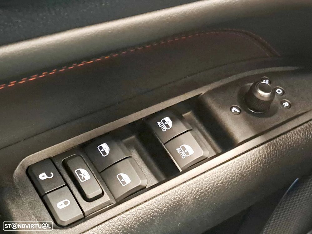 Jeep Compass 1.3 TG Trailhawk - 13