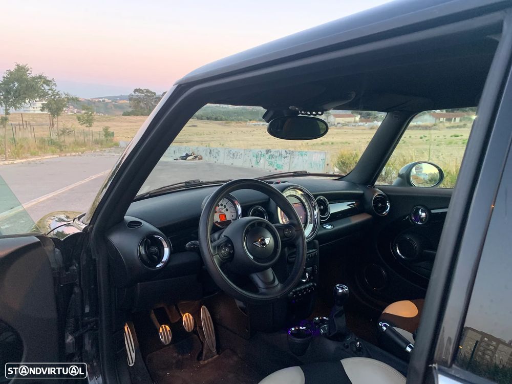 MINI 3 Portas Cooper S - 8