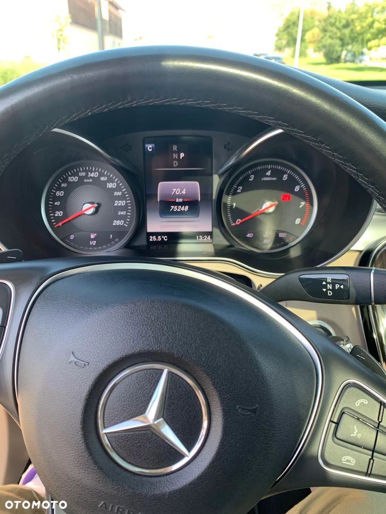 Mercedes-Benz GLC 300 4Matic 9G-TRONIC - 9