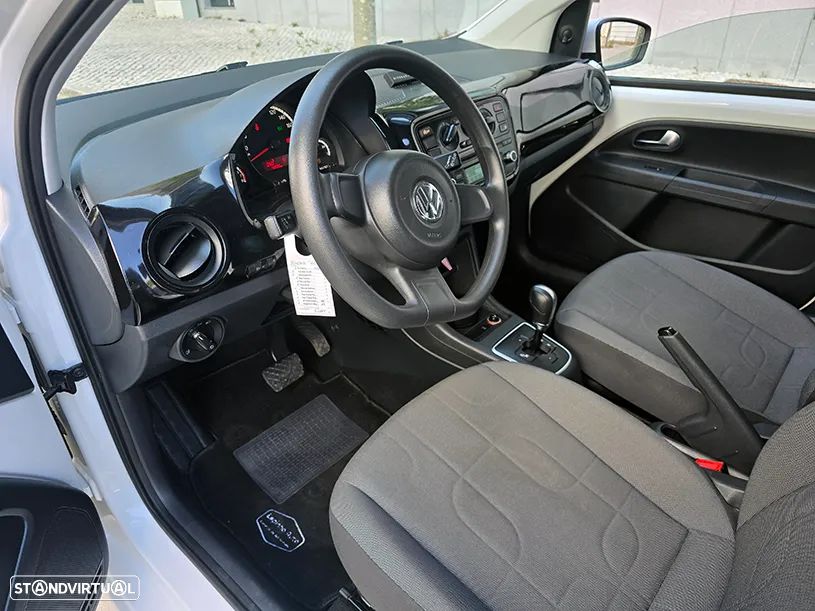 VW Up! 1.0 BlueMotion Move Auto - 10