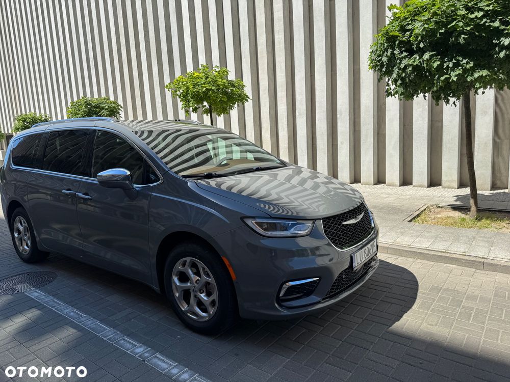 Chrysler Pacifica - 15