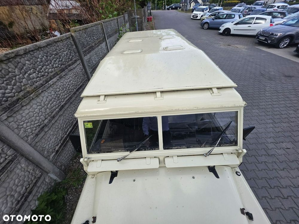 Land Rover Defender - 14