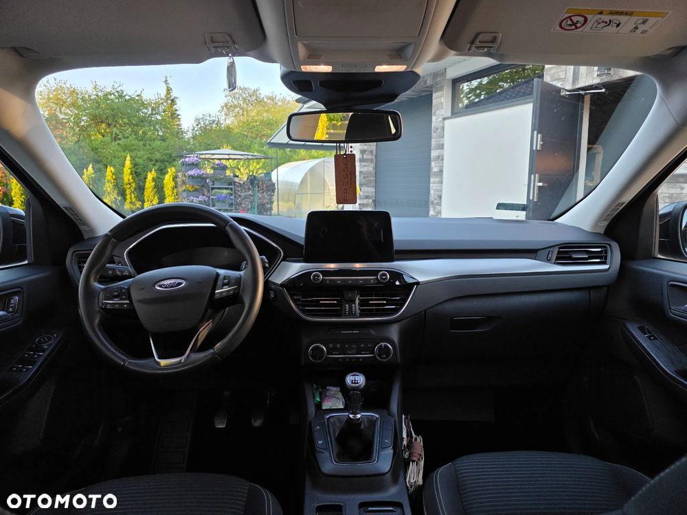 Ford Kuga 1.5 EcoBoost FWD Titanium - 9