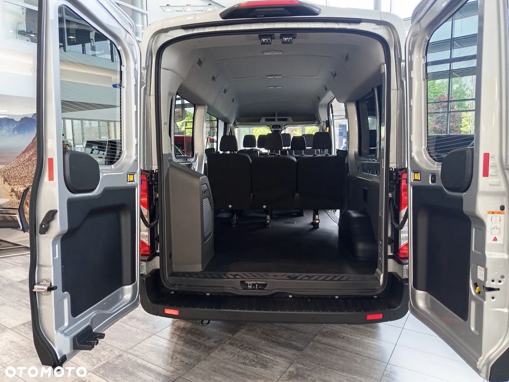 Ford Transit - 26