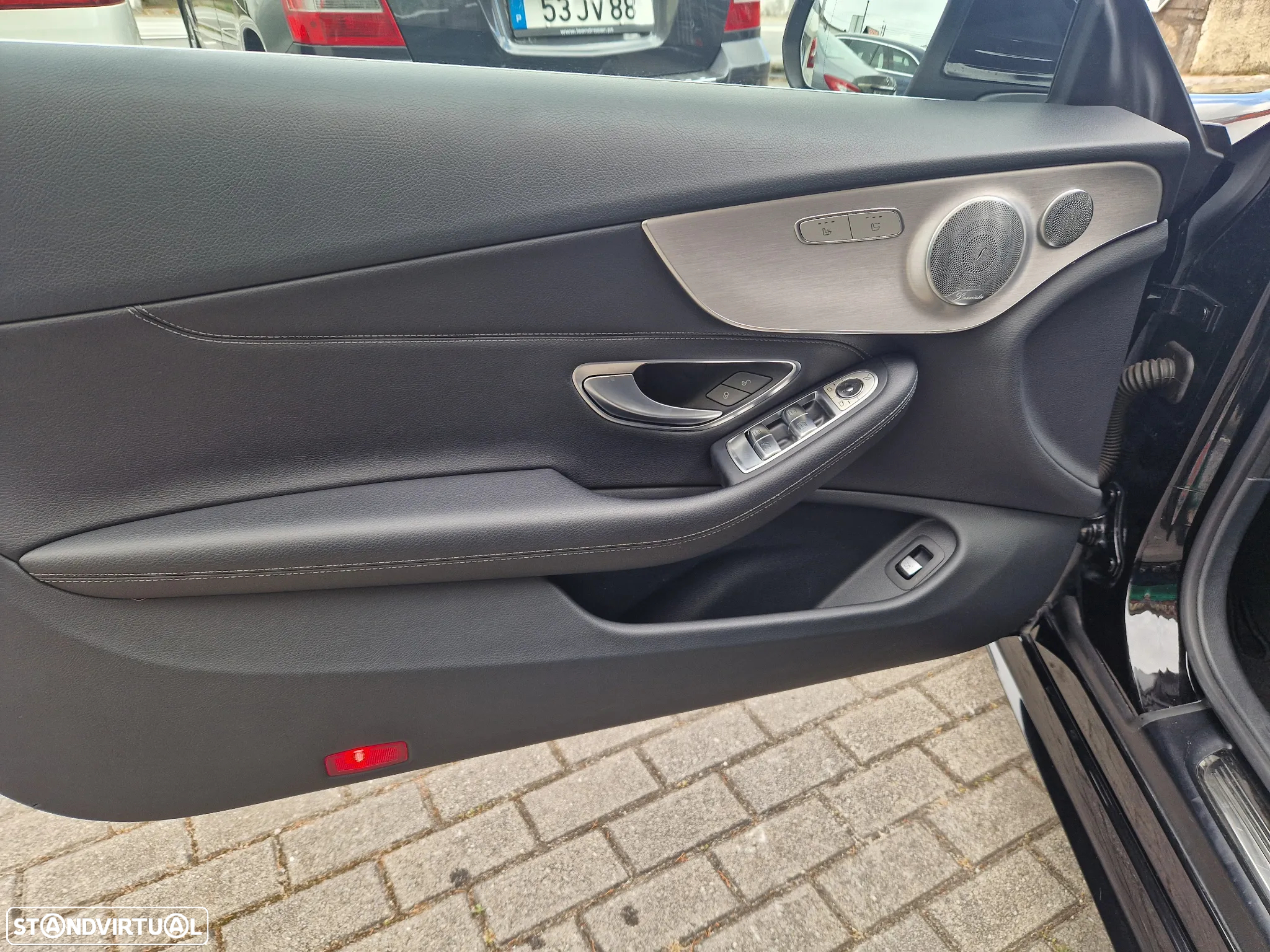 Mercedes-Benz C 220 d Coupe 4Matic 9G-TRONIC AMG Line - 14