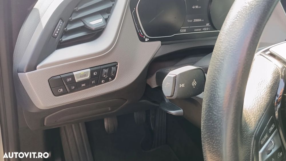 BMW Seria 1 118i Edition Metropolitan - 13