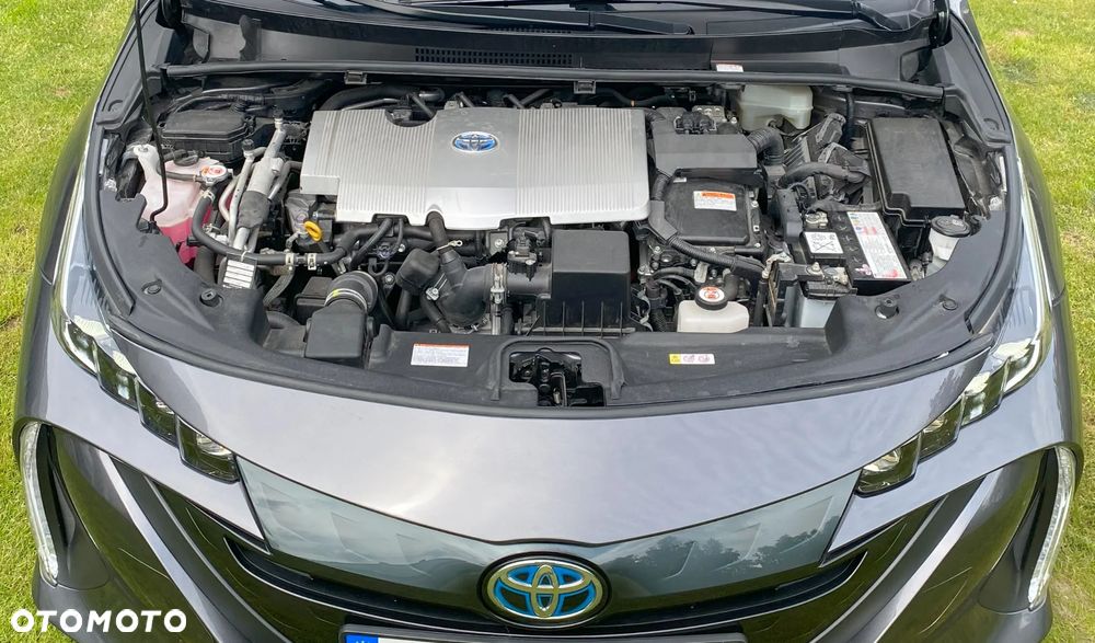 Toyota Prius Plug-in 1.8 Hybrid Executive - 4