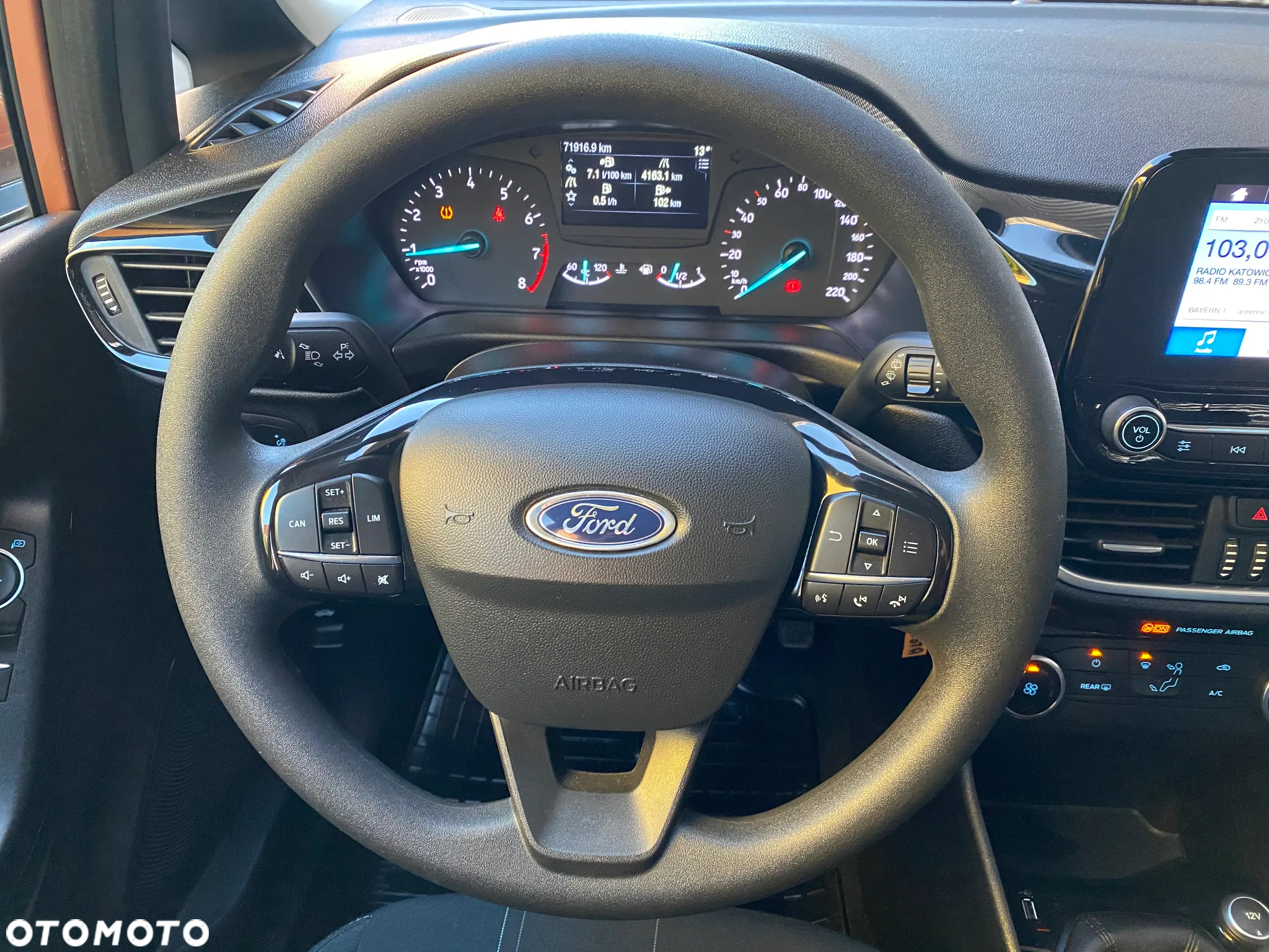 Ford Fiesta 1.1 SYNC Edition - 12