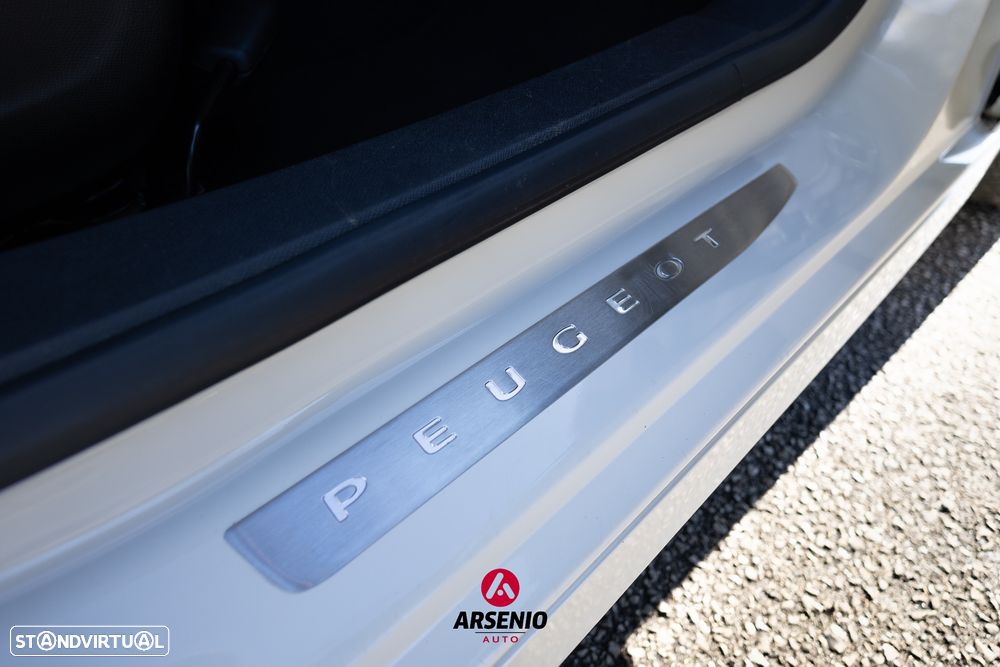 Peugeot 308 SW 1.5 BlueHDi GT EAT8 - 29