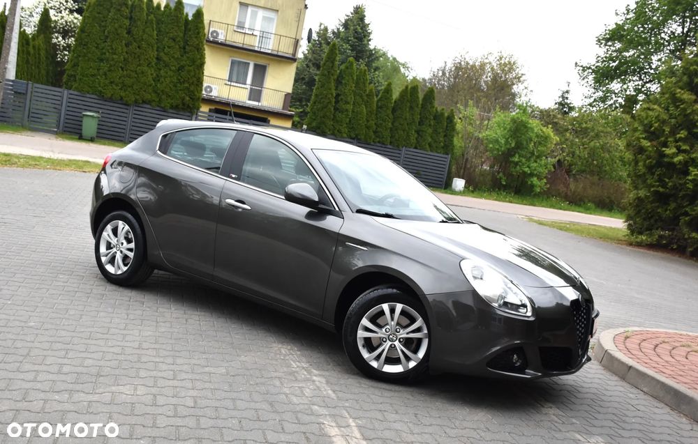 Alfa Romeo Giulietta 1.6 JTDM Distinctive - 30