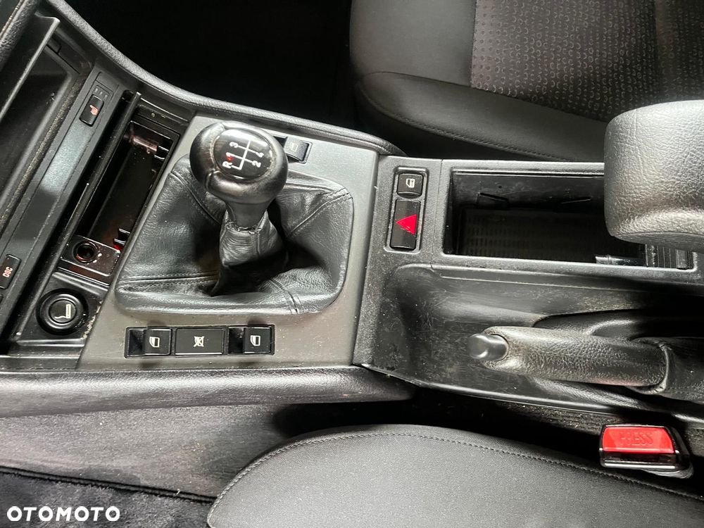 BMW Seria 3 - 13