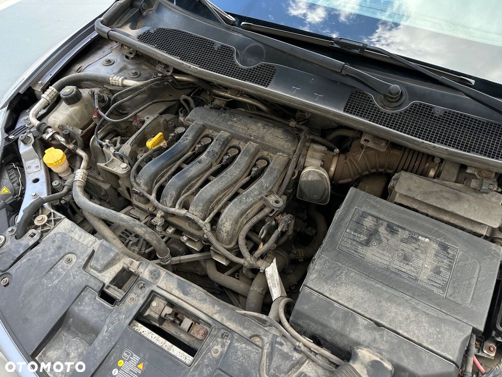 Renault Megane 1.6 16V Color Edition - 21